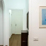 3 Bedrooms Sunny With Terrace & View *