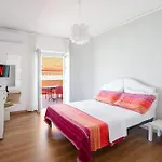 公寓 3 Bedrooms Sunny With Terrace & View *