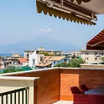 3 Bedrooms Sunny With Terrace & View 公寓 索伦托