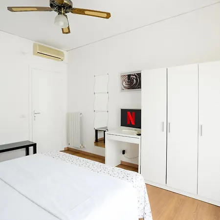 شقة 3 Bedrooms Sunny With Terrace & View سورينتو