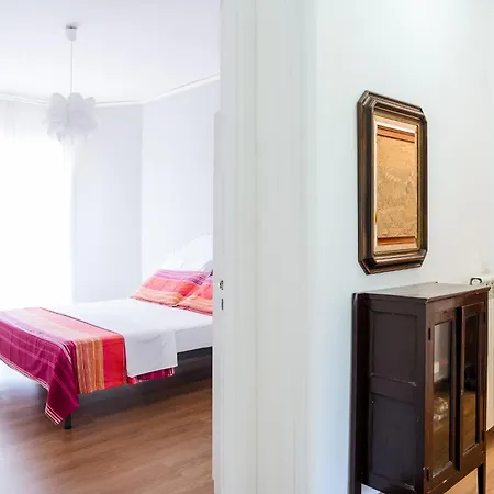 3 Bedrooms Sunny With Terrace & View *