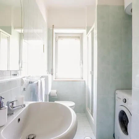3 Bedrooms Sunny With Terrace & View شقة سورينتو