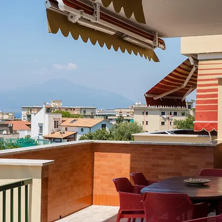 شقة 3 Bedrooms Sunny With Terrace & View